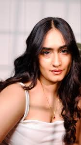 My hair was so dry, I had to put it to the test—basic hyaluronic shampoo