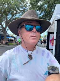 Are there any Patriots who live in Palm Ridge? We have Patriots that would  love to attend the party 💚💚💚💚💚