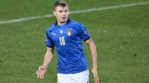 Italia, barella fa impazzire locatelli in panchina. Italia Barella Nelle Prossime Ore Si Aggreghera Al Gruppo