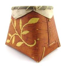 This Basket Was Made By Local Chippewa Artists And Features Birchbark Harvested From The Turtle Mountains Of Native American Fashion Native Art Indigenous Art