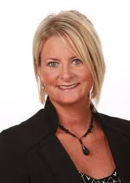 Natasha Adams's Instagram, Twitter & Facebook