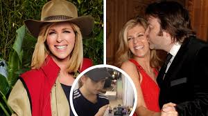 Kate garraway revealed to hello! Kate Garraway Video Calls Critically Ill Husband In Hospital With Covid 19 Dublin S Fm104