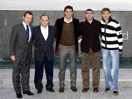 El más longevo fue sanchís que llegó a ganar dos champions en los últimos años del siglo xx. La Quinta Del Buitre De Heroes A Villanos As Com