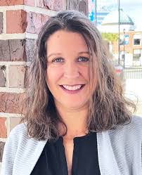 Kelsey Talbot's Instagram, Twitter & Facebook