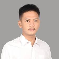 Tamara Warwick's Instagram, Twitter & Facebook