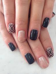 Empezamos con este diseño de uñas cortas estilo animal print. Unas Decoradas Con Esmalte Cafe Versatil