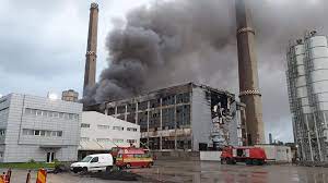 Numai 8 au fost în grevă dar numai 2 au ieșit în stradă. Garda De Mediu Prahova Spune CÄ Incendiul De La Eco Burn Nu Ar Fi Poluat Mediul Ziarul Incomod