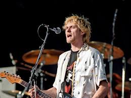 They play in several bands together, including stiff woodies. Vor 25 Jahren Starb Nirvana Sanger Kurt Cobain Ein Personlicher Ruckblick