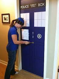 Thinkgeek Doctor Who Tardis Door Cling Doctor Who Room Doctor Who Bedroom Doctor Who