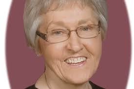 Arlene Gates's Instagram, Twitter & Facebook