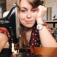 Hannah Keel's Instagram, Twitter & Facebook