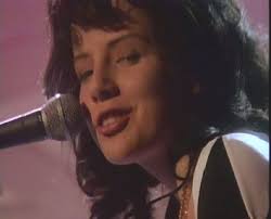 Arnold's Queen Page www.queen-world.net ---Fotos de Video Clips---