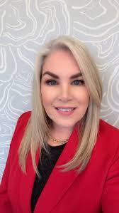 Azia Smith's Instagram, Twitter & Facebook