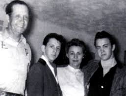 Elvis presley was born in the family of vernon elvis presley and gladys love, on january 8, 1935, at tupelo, mississippi. Billy Smith Interview Elvis Information Network
