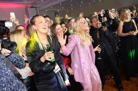 Klara hammarström şarkı sözü ve çevirileri: Klara Hammarstrom Arkiv Sida 4 Av 6 Schlagerbloggen