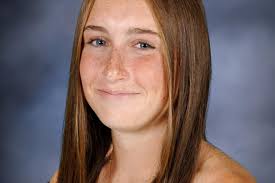 CHS awards diplomas to Class of 2025, honors Elyse Beck with Liske Cup