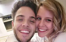 Ist die freundin von luca hänni schwanger? Luca Hanni Ex Freundin Uber Die Neue Beziehung Des Dsds Siegers Mit