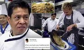 252k views · december 7, 2020. Gordon Ramsay S Pad Thai Gets Roasted By Thai Chef In Viral Clip Daily Mail Online