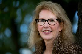 Reporter Casey Parks chronicles Oregon's balky efforts to provide health  benefits to trans men and women (Editor's Notebook)