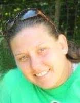 Erin Groves's Instagram, Twitter & Facebook