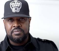 K. Amadeus Eberhardt (@TheKeysOne)