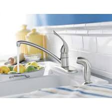 Moen kitchen faucets are the preferred choice of every type of family. Moen 7430 Chateau Single Handle Kitchen Faucet Side Spray Chrome