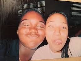 Andrea Blacker's Instagram, Twitter & Facebook