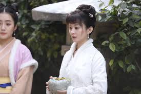 Thậm chí, trước khi công khai thông tin. Minh Lan Truyá»‡n Fan Keu Gao Pháº£n Ä'á»'i Vi TrÆ°á»›c Khi Gáº·p Triá»‡u Lá»‡ DÄ©nh Phung Thiá»‡u Phong Ä'a Co 2 Ä'á»©a Con