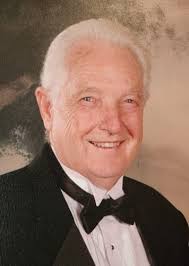 Kevin McAllister and his wife. 5000 50000 Ou 00000