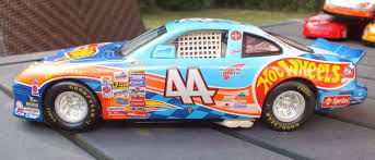 Guys with accents are so hot. Kyle Petty 44 Hotwheels 1998 Pontiac Grand Prix Nascar Race Car Racingchampions Pontiac Nascar Race Cars Pontiac Grand Prix Nascar Racing