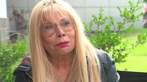 La historia desconocida de Betty Olave y su nieto adoptado tras la muerte  de El Potro