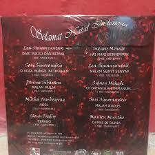 Album tersebut berisi 10 buah lagu yang dipublikasikan pada tahun 2006 di bawah label rhema records. The Romp Family 25 Trend Terbaru Not Angka Lagu Natal Dari Pulau Dan Benua