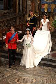 Celebrity Entertainment Look Back At All The Best Photos From Kate And Will S Royal Wedding Kate Middleton Wedding Middleton Wedding Princess Kate