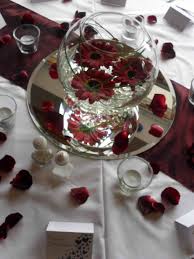 Incredible 25 Burgundy Wedding Centerpieces Ideas For Awesome Wedding Decorating Burgundy Wedding Centerpieces Cheap Wedding Table Centerpieces Wedding Floral Centerpieces
