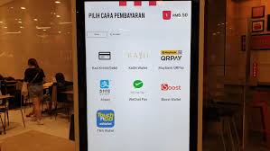 Penggunaan kad kredit akan memberi keupayaan untuk membayar hutang secara ansuran. Kfc Mula Menggunakan Panel Layan Diri Yang Menerima Pelbagai Dompet Digital Tempatan Amanz