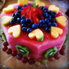 Here are 17 healthy and delicious alternatives to candy. Cake Made Of Fruit Perfect By Karla Healthy Birthday Cakes Cake Made Of Fruit Fresh Fruit Recipes