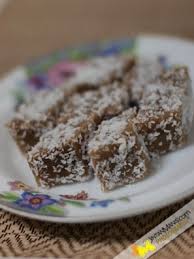 1) masukkan tepung pulut, tepung gandum, air kapur dan garam ke dalam mangkuk. Kuih Kaswi Aka Kuih Tepung Kapur Jintanmanis Com Lives From Osaka Japan