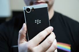 Blackberry keyone, de color negro : Get The Gsm Unlocked Blackberry Keyone For 400 Pocketnow