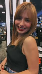 B E L L A R E Y E S (@bellaglarey) • Instagram photos and videos