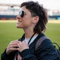 Catherine Davila's Instagram, Twitter & Facebook