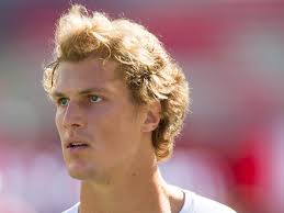 Stave surprise: Andersen says QB has shoulder injury, out indefinitely