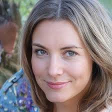 Ariel Charles (ariel_charles_48ro)