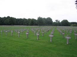 Dit was voor nederland de primeur. Duitse Militaire Begraafplaats In Ysselsteyn Wikipedia