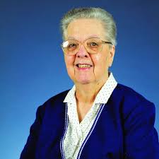 When is the craft store in Santa Clarita closing?