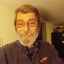 Bruce canary (@canary_bruce) • Threads, Say more