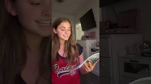 Taylor petite periscope live update 1823❣️#periscope#live#stream#beautiful  #share#love#youtube