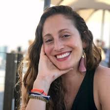 Alana Aaron's Instagram, Twitter & Facebook