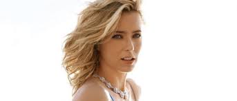 Elizabeth téa pantaleoni was born on february 25, 1966 in new york city. Tea Leoni Net Worth Age Height Wiki Celebnetworth Net