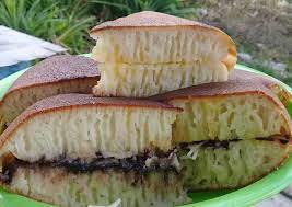 8 cara membuat martabak mini empuk dan bersarang dalam berbagai rasa. Resep Martabak Manis Teflon Empuk Danbersarang Anti Gagal Oleh Linda Cookpad