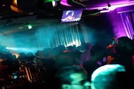 Use the nocable tv listings guide as a schedule of what tv shows are on now and tonight for all local broadcast channels in salt lake city, ut 84102. Noir Lounge Club In Doha Reserveout